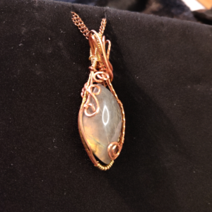 pink labradorite pendant with twists