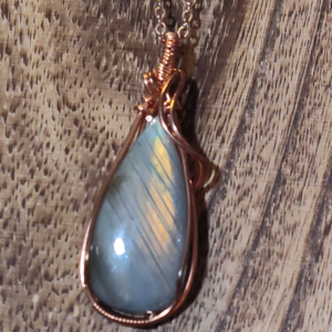 "Adorable" Pink Striped Teardrop Labradorite Pendant